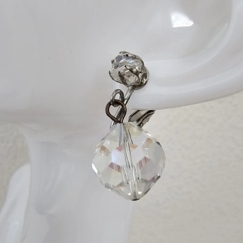 Vintage 1950s Aurora Borealis Crystal Drop Clip-On Earrings Iridescent AB Glass
